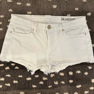 Blank NYC white denim shorts. Size 27